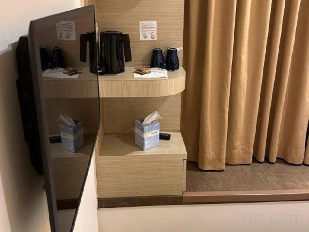 Отель Reddoorz Premium @ Balestier Сингапур Экстерьер фото