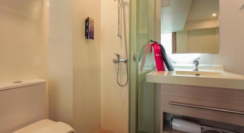 Отель Reddoorz Premium @ Balestier Сингапур Экстерьер фото